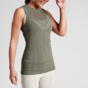 Athleta Oxygen Laurel Olive top with mesh design